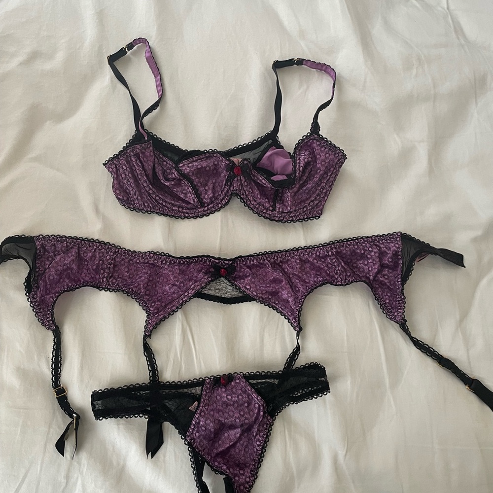 Agent Provocateur Purple Lace Bra Set